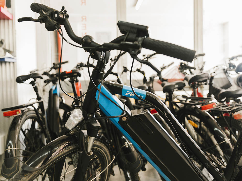 Entdecken Sie unser E-Bike-Sortiment – Diermann - Bergsieger GmbH Moderne E-Bikes in einer Fahrrad-Ausstellung bei Diermann - Bergsieger GmbH – vielfältige Auswahl hochwertiger Modelle